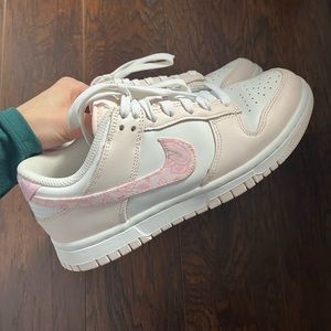 Nike pink paisley dunks